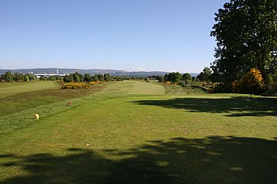 first hole at muir of ord golf club - a james braid course